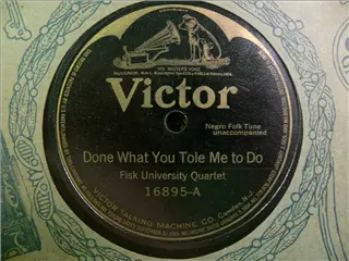 small_victor 16895 a.webp